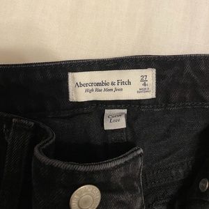 Abercrombie and Fitch Curve Love Black Mom Jean